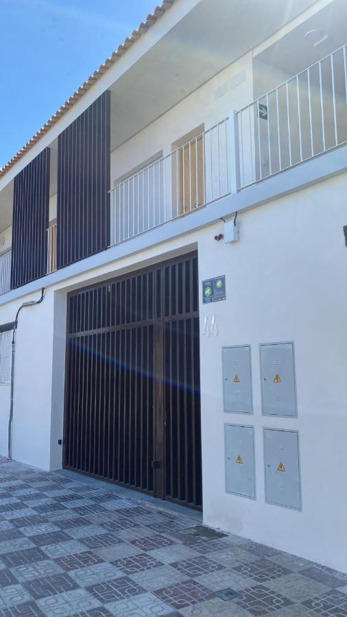 Apartamento Turistico Damajuana Parking Free Espartinas Exterior photo