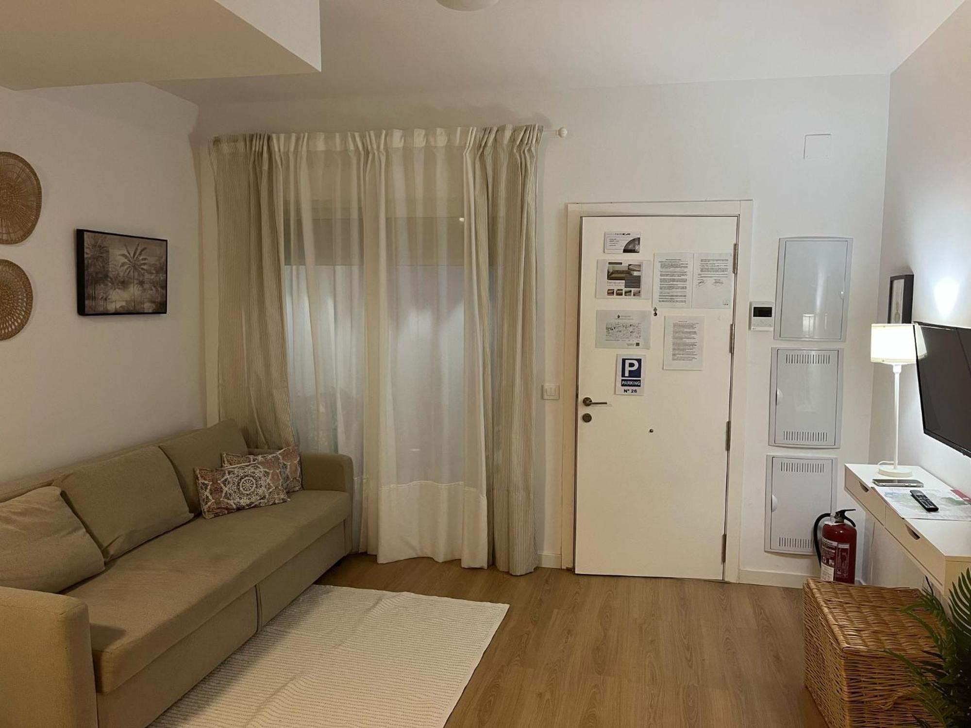 Apartamento Turistico Damajuana Parking Free Espartinas Exterior photo